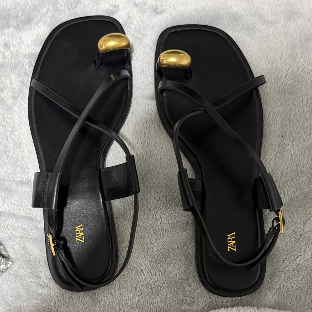Zara Elegant Black Sandals with Gold Accents size 39